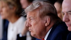 Była 10. minuta. Kamera pokazała po raz pierwszy Trumpa. Oto, co zrobił