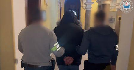 Gigantyczna piramida finansowa w kryptowalutach rozbita. 15 tys. poszkodowanych