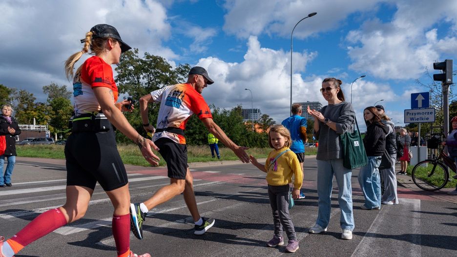 Półmaraton ulicami Gdańska rozpocznie się na stadionie &#34;Bursztynku&#34;, aby przez Aniołki, Wrzeszcz, Strzyżę, Oliwę, Przymorze i Zaspę wrócić na piłkarski obiekt