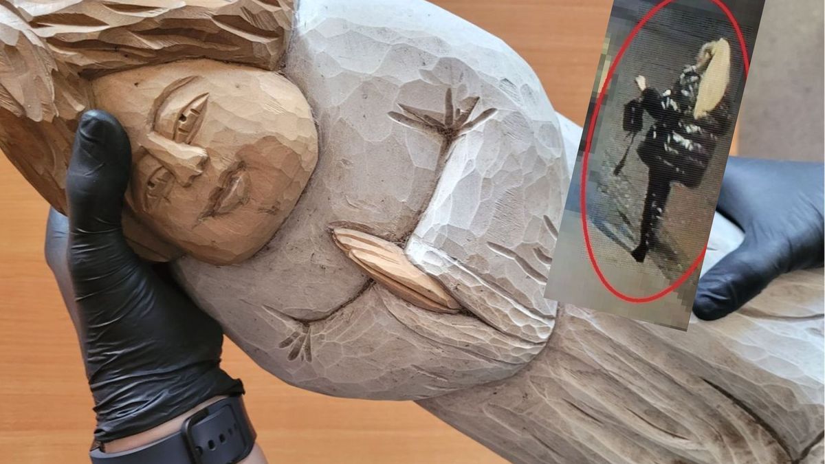 Kobieta ukradła figurkę a potem sama zgłosiła to służbom
