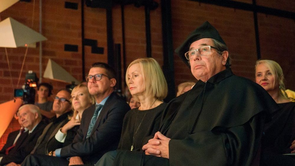 Łódzką filmówkę ukończyli najlepsi polscy aktorzy. Na zdjęciu inauguracja roku akademickiego.