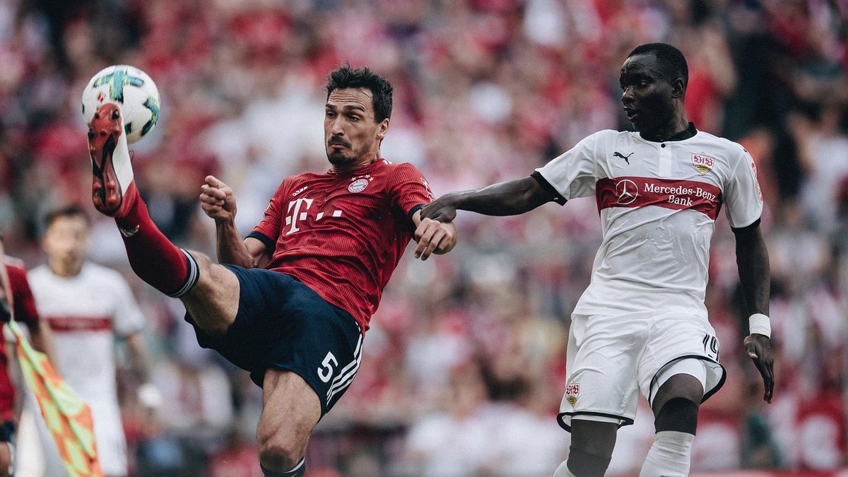 Zdjęcie okładkowe artykułu: Getty Images / Matthias Hangst/Bundesliga/Bundesliga Collection / Na zdjęciu: Mats Hummels i Chadrac Akolo