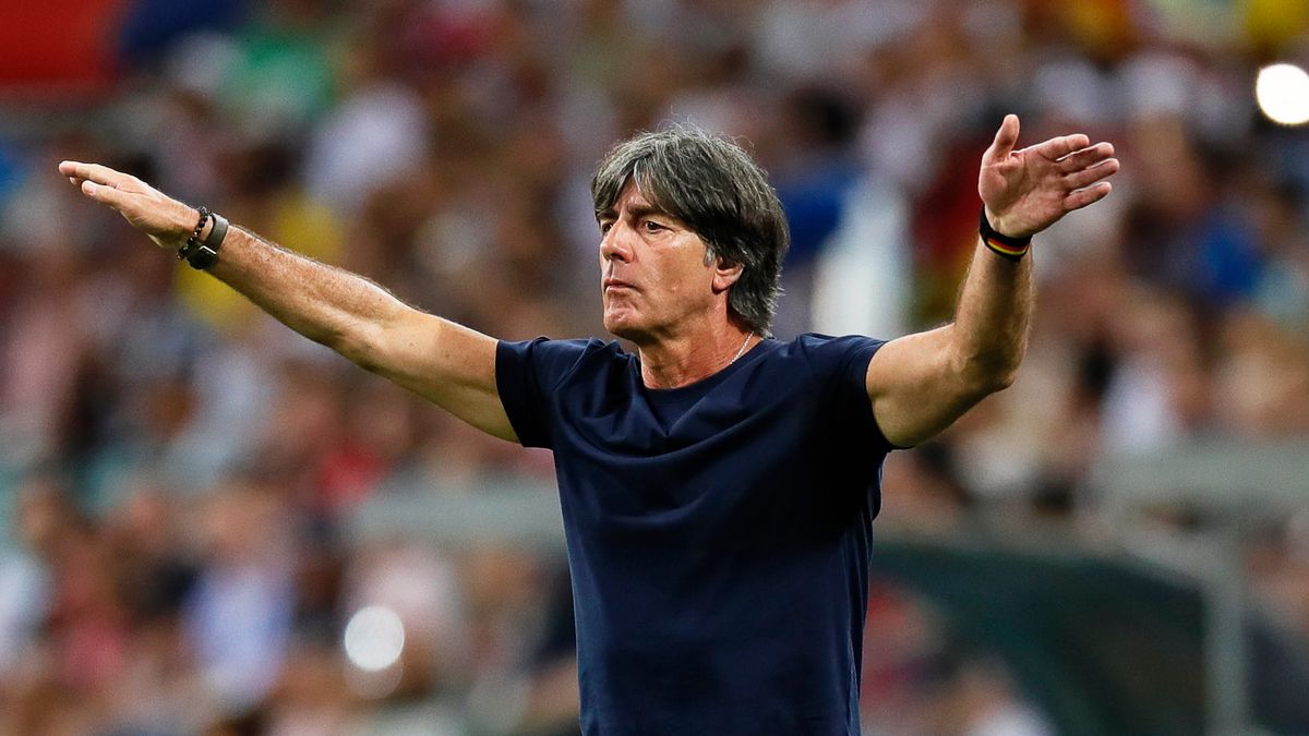 Zdjęcie okładkowe artykułu: PAP/EPA / RONALD WITTEK / Na zdjęciu: Joachim Loew