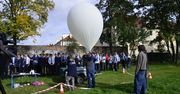 Poznań: Uczniowie wysłali w kosmos balon stratosferyczny. Poleciał na 30 kilometrów i wylądował w Kaliszu