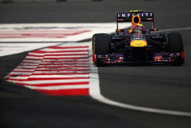 Kwalifikacje Grand Prix Indii: niedościgniony Vettel