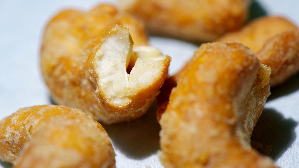 Orzechy nerkowca smażone z dodatkiem soli