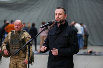 Tłumy na szkoleniach u żołnierzy. Szef MON na pierwszym dniu