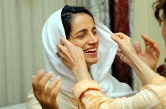 Uwolnienie więźniów politycznych w Iranie. Nasrin Sotoudeh wyszła zza krat