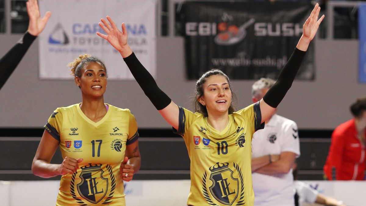 WP SportoweFakty / Justyna Serafin / Na zdjęciu: Yaprak Erkek, Gyselle Silva Franco