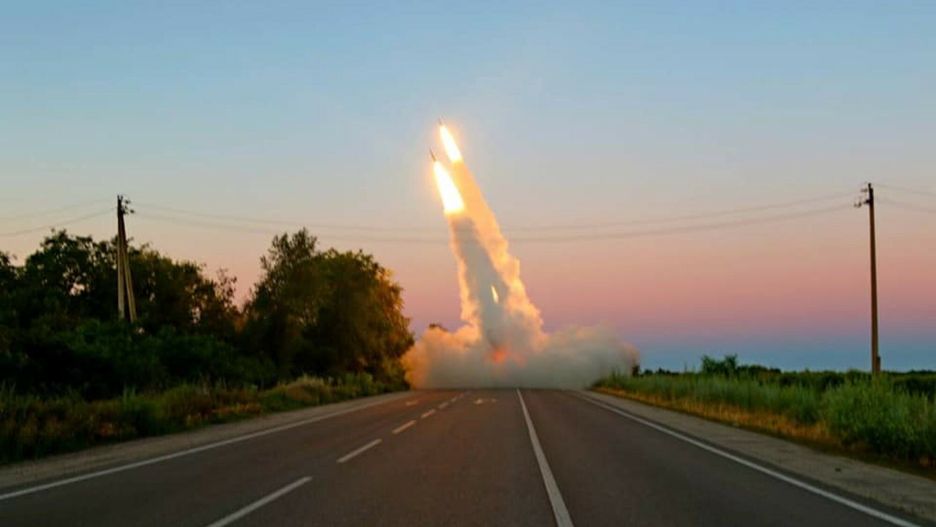Wyrzutnia rakietowa HIMARS w akcji 