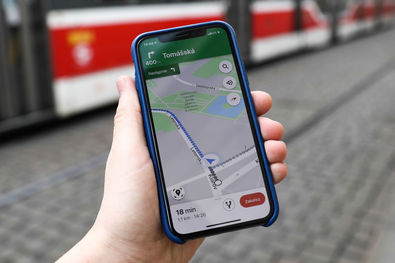Mapy Google straszą. Kierowcy skarżą się na dziwny głos w aplikacji