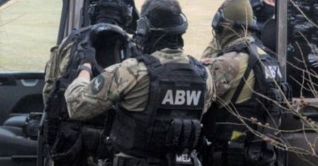 "Śmierć cyfrowa". Pełnomocnik Romanowskiego o przeszukaniu przez ABW