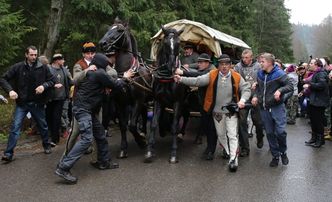 Protest pod Tatrami. Ekolodzy pobili się z góralami