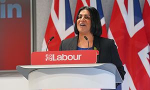 Londyn zaostrza zasady. Nawet 20 lat czekania na pobyt stały