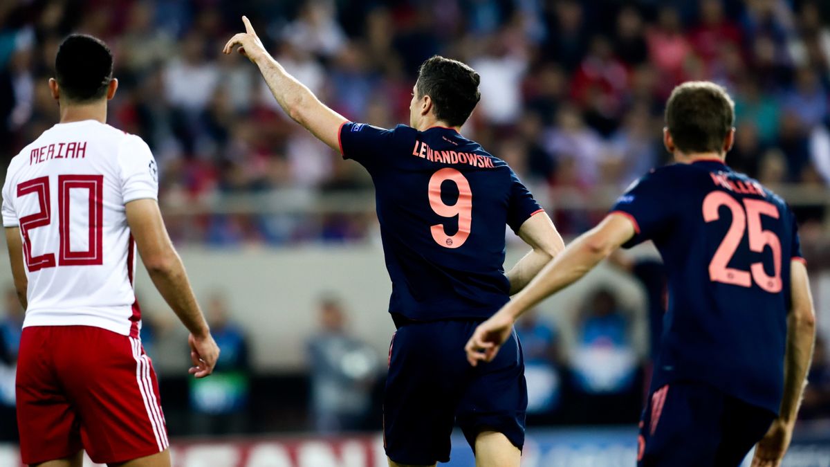 PAP/EPA / GEORGIA PANAGOPOULOU / Na zdjęciu: Robert Lewandowski