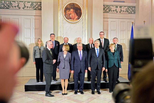 Owacja dla Wałęsy i Gorbaczowa