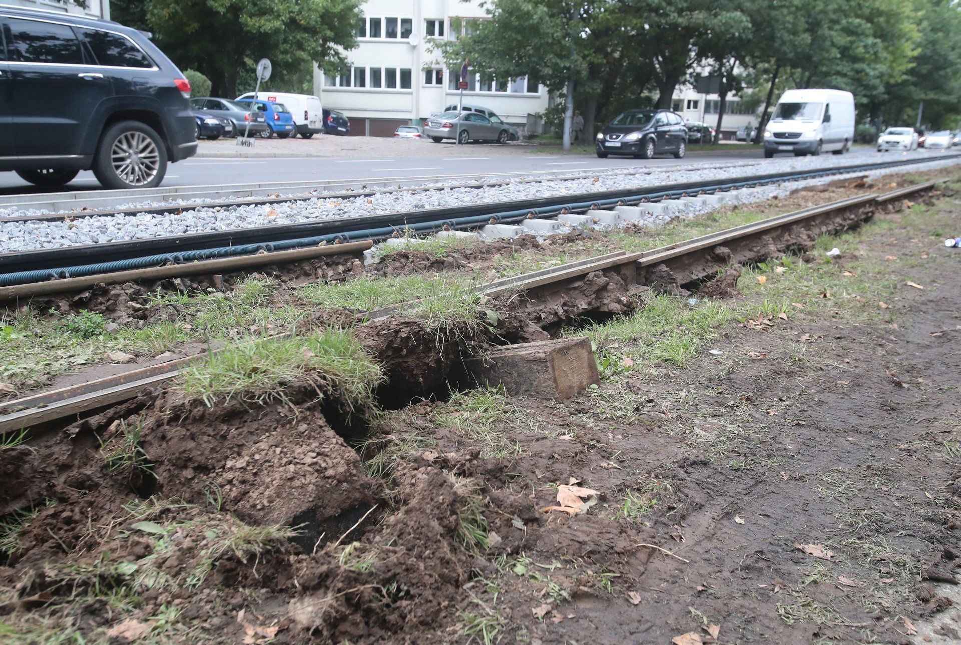 Długość remontowanego toru to łącznie około 730 m - od konstrukcji bezpodsypkowej przebudowanego torowiska na skrzyżowaniu ul. Piłsudskiego i Matejki do przystanku przy skrzyżowaniu z ul. Malczewskiego