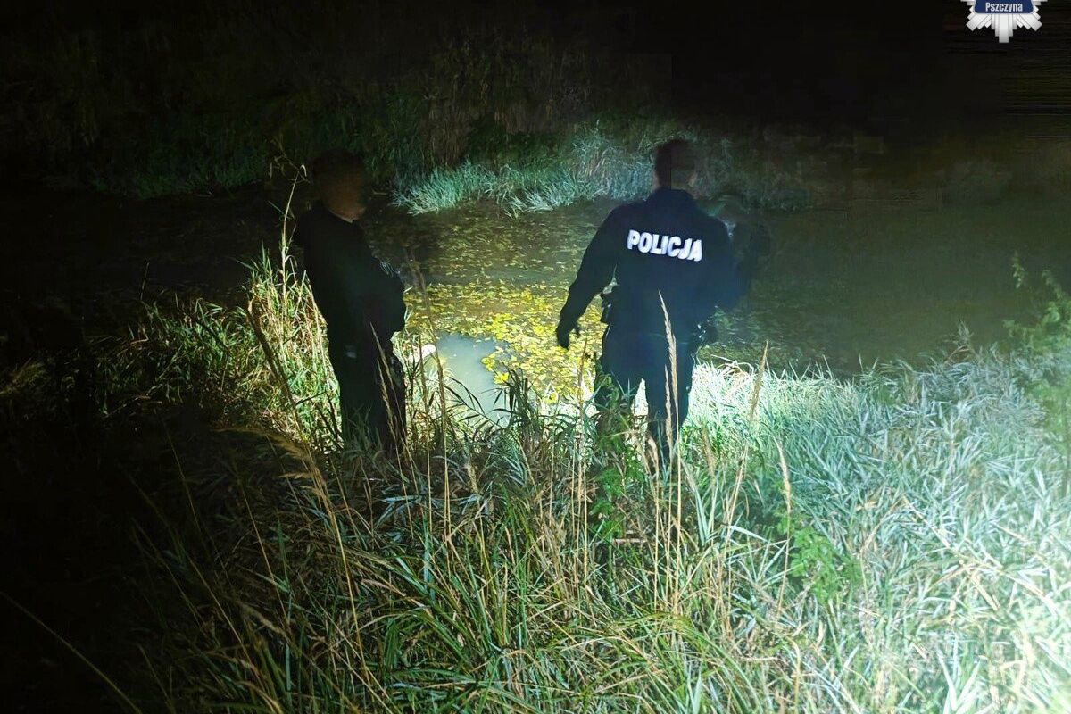 Jechał rowerem do domu. Nagle wpadł do rzeki i stracił orientację