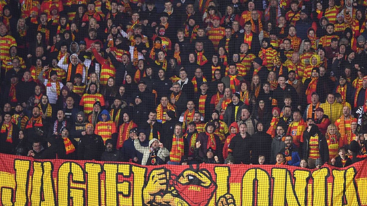 Getty Images / Franco Arland - UEFA/UEFA via Getty Images / Kibice Jagiellonii Białystok