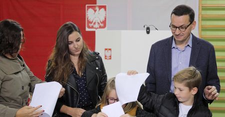 Wybory prezydenckie. Robert Feluś: "10 maja. Ten dzień miał być świętem demokracji" [OPINIA]
