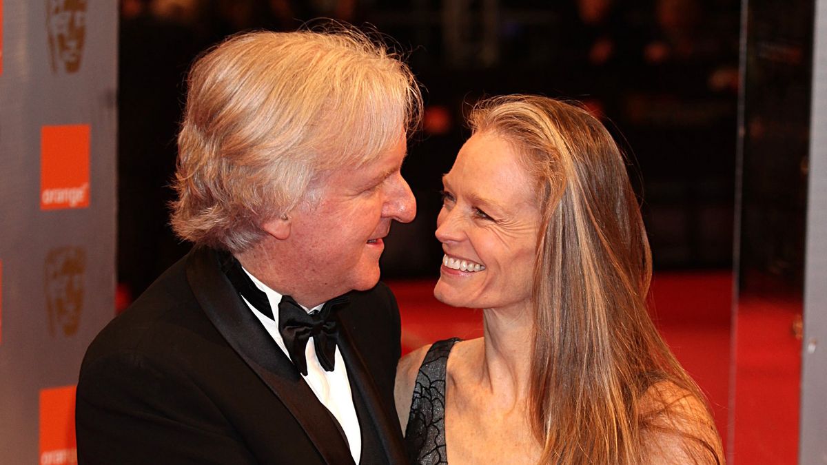 BAFTA Awards 2010 - Arrivals - LondonJames Cameron and Suzy Amis arriving for the Orange British Academy Film Awards, at The Royal Opera House, London.   (Photo by Yui Mok/PA Images via Getty Images)Yui Mok - PA Images