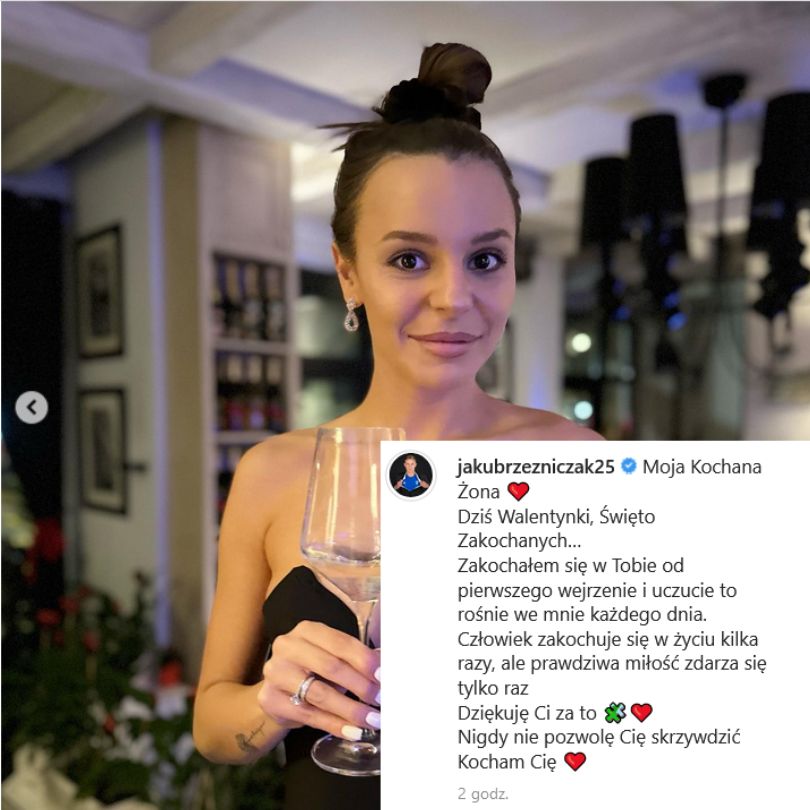 Jakub Rzeźniczak rozpływa się nad żoną w walentynki. Wbił szpilę byłym partnerkom?