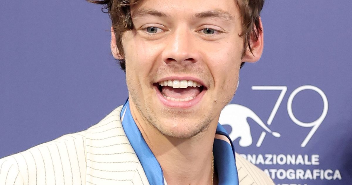 Harry Styles rozerwał spodnie na koncercie