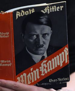Burza wokół "Mein Kampf" Adolfa Hitlera. Wydawca odpiera zarzuty o antysemityzm. "To haniebne", "absurd"