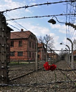 Znów użyto słów "polski obóz", mimo wcześniejszej interwencji ambasady RP