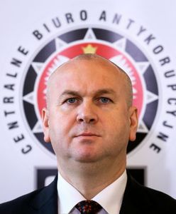 Były szef CBA "nie daje rękojmi zachowania tajemnicy"