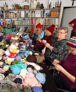 5 tysięcy czapek od "włóczkersów" ruszyło z Poznania do Afganistanu