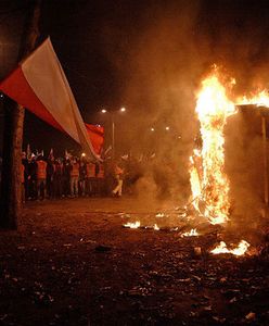 Prokuratura podjęła ponowne śledztwo ws. podpalenia budki przy ambasadzie Rosji podczas Marszu Niepodległości w 2013 r.