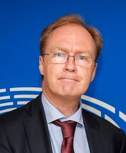 Brytyjski ambasador rezygnuje ze stanowiska.