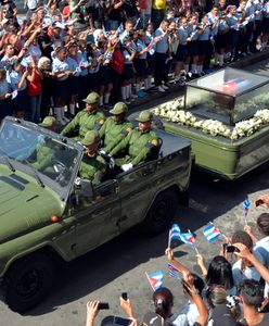 Tłumy żegnały Fidela Castro