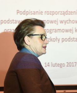 Minister edukacji Anna Zalewska podpisała rozporządzenie o nowej podstawie programowej dla szkół podstawowych