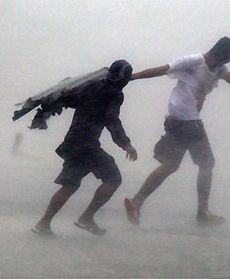 Tajfun pustoszy Filipiny