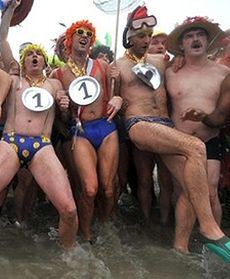 Przywitali Nowy Rok na plaży