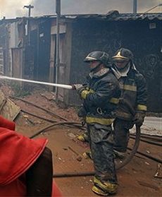 Starcia w brazylijskich slumsach