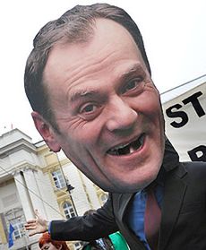 Wiatrak przed kancelarią premiera