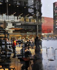 Strzelanina w centrum handlowym