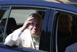 To dlatego opóźnił się wyjazd papieża do Brzegów