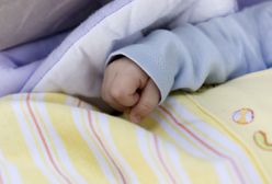 Nikt nie zajął się chorobą niemowlęcia. Nowe fakty ws. śmierci dziecka w Kamiennej Górze