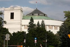 Najnowsze sondaże. PiS deklasuje rywali, rośnie też zaufanie do prezydenta i rządu