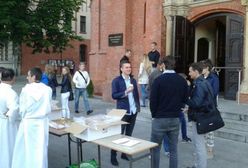 Jedna z parafii w Poznaniu w jeden dzień zebrała 24 tys. zł na przyjęcie rodziny uchodźców