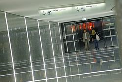 Kobieta porzuciła noworodka w koszu na śmieci na lotnisku w Wiedniu. Nie chciała spóźnić się na lot