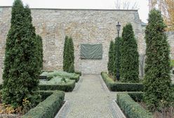 Bolesławiec: odsłonili tablicę smoleńską bez udziału PiS