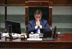 Marszałek Sejmu Marek Kuchciński przyznał swoim zastępcom premie. Po 13 tys. zł