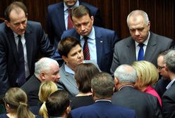 Polacy chcą dwóch kadencji, ale bardziej dla posłów niż samorządowców. Sondaż