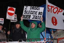 Sasin: protesty przeciw wizytom prezesa PiS na Wawelu to zdziczenie