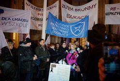 Rodzice protestują i nie posyłają dzieci do szkoły. "Akcja będzie trwać do skutku"